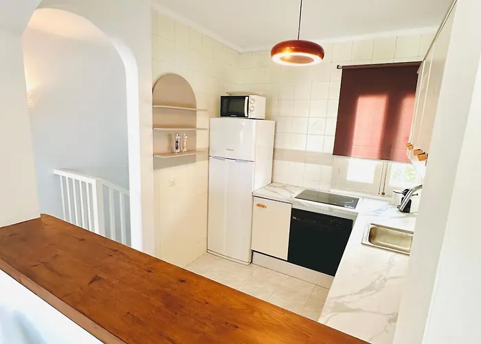 Seaview In Nerja, Pool & Private Garden And Terras アパート