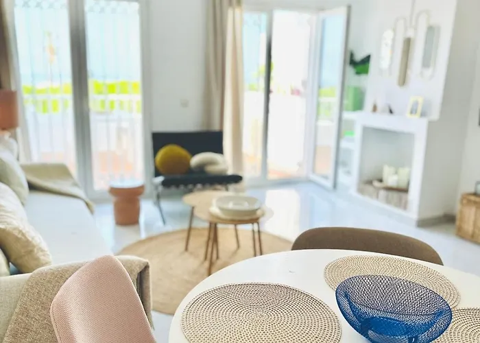 Seaview In Nerja, Pool & Private Garden And Terras