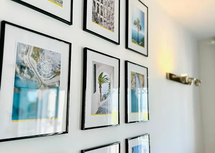 Seaview In Nerja, Pool & Private Garden And Terras アパート