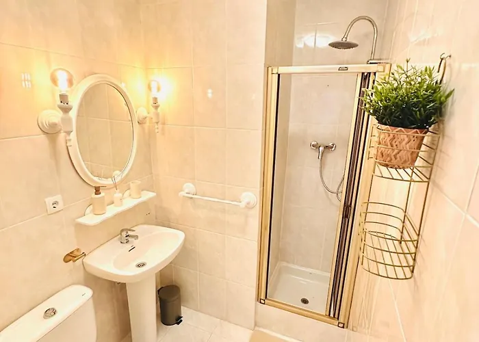 Seaview In Nerja, Pool & Private Garden And Terras