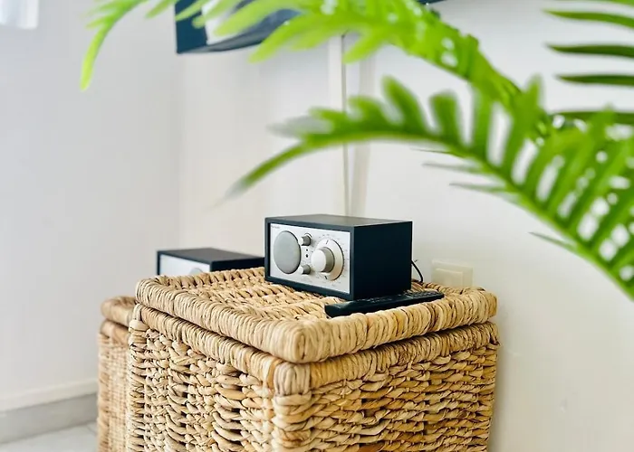 アパート Seaview In Nerja, Pool & Private Garden And Terras ネルハ