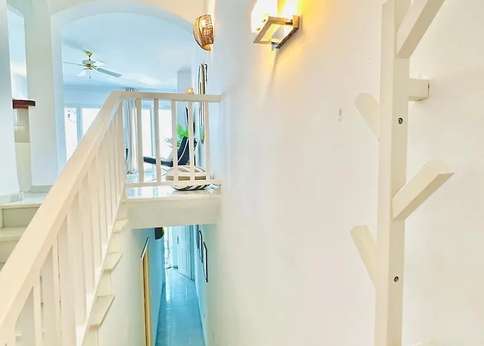 Seaview In Nerja, Pool & Private Garden And Terras