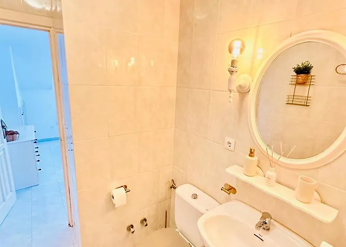 Seaview In Nerja, Pool & Private Garden And Terras アパート ネルハ