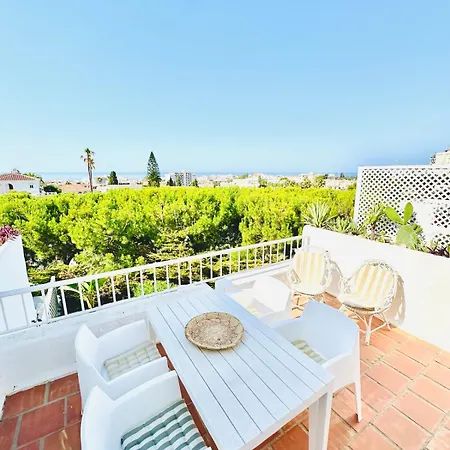 Seaview In Nerja, Pool & Private Garden And Terras Ubytování v soukromí *