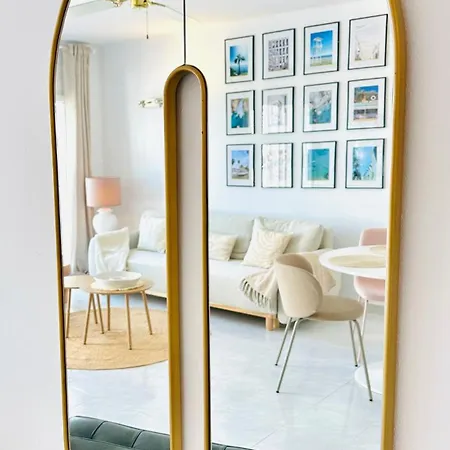 Seaview In Nerja, Pool & Private Garden And Terras Appartement Nerja