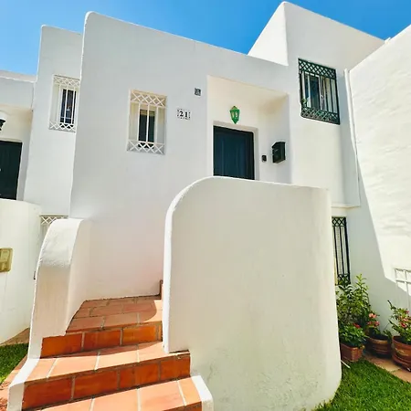 Seaview In Nerja, Pool & Private Garden And Terras * Nerja