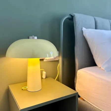 Seaview In Nerja, Pool & Private Garden And Terras Appartement Nerja