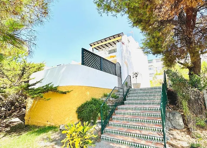 Seaview In Nerja, Pool & Private Garden And Terras