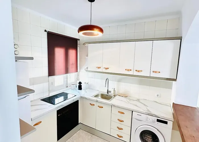 Seaview In Nerja, Pool & Private Garden And Terras Апартаменты Нерха