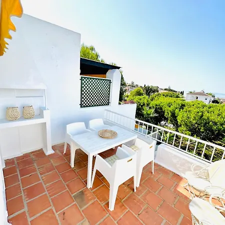 Casa Paraíso Blanco With Garden, Pool, Terrace&sea View Nerja