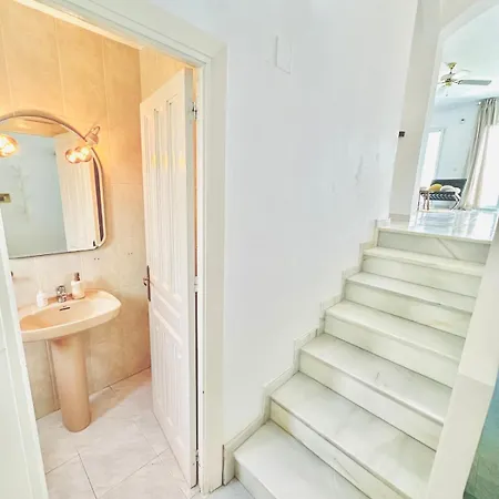 Casa Paraíso Blanco With Garden, Pool, Terrace&sea View * Nerja