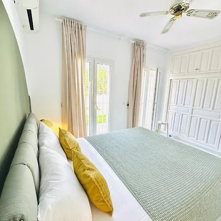 Quarto em Acomodações Particulares Casa Paraíso Blanco With Garden, Pool, Terrace&sea View *