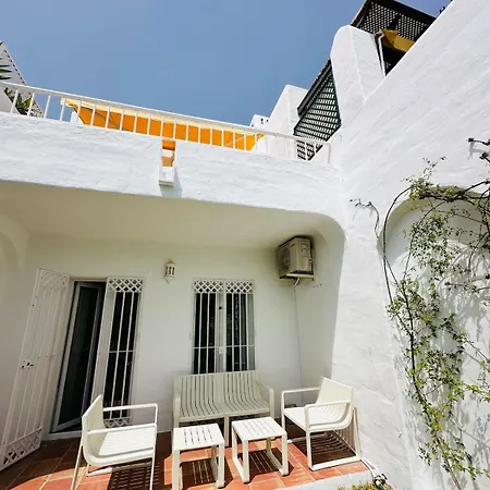 Quarto em Acomodações Particulares Casa Paraíso Blanco With Garden, Pool, Terrace&sea View